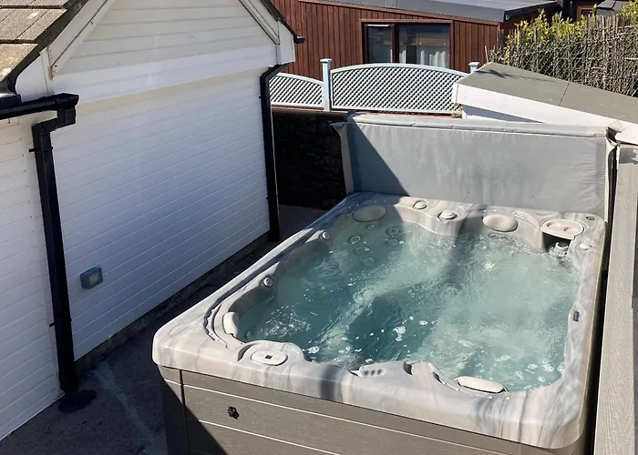 Ludlow Bank Holiday home *